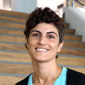 Ms Coralie Queau